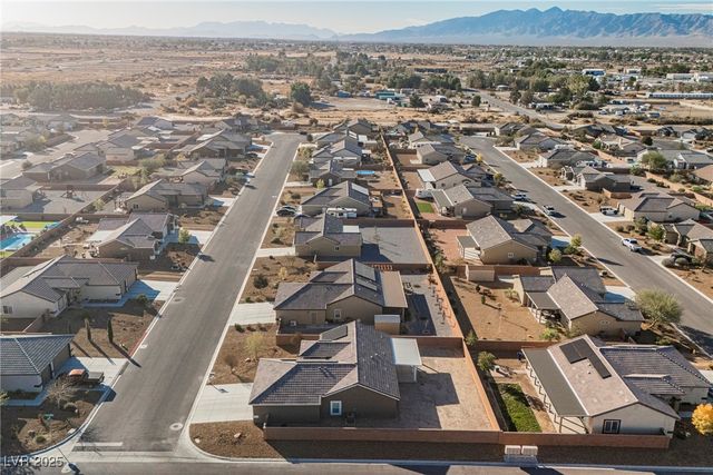 90 White Burch Lane, Pahrump, NV 89048