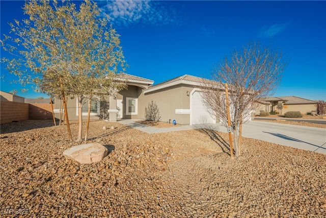90 White Burch Lane, Pahrump, NV 89048