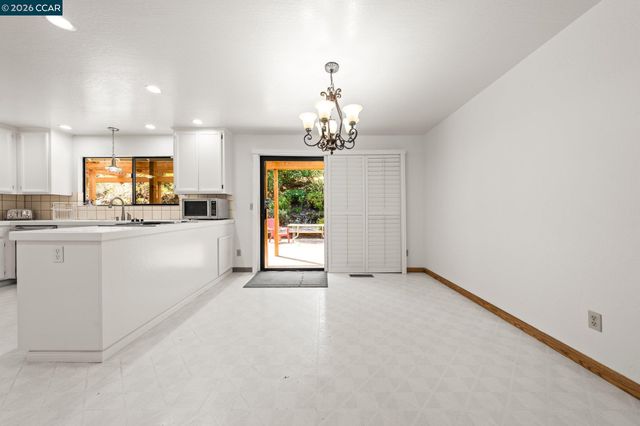 20 Elton Court, Pleasant Hill, CA 94523