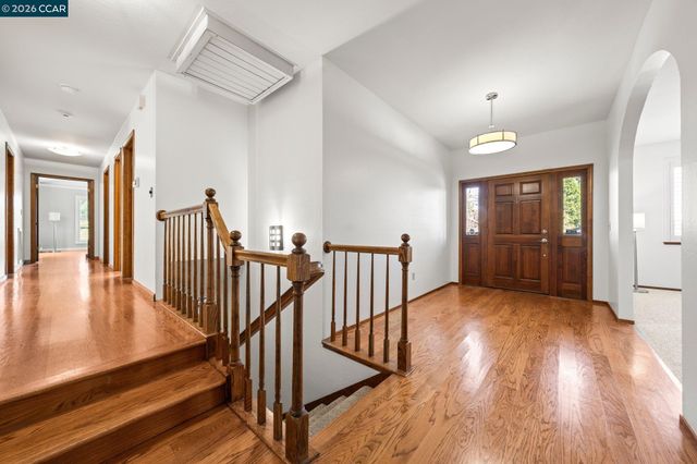 20 Elton Court, Pleasant Hill, CA 94523