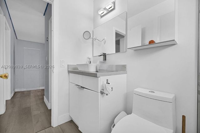 3231 SW 25th St 1, Miami, FL 33133
