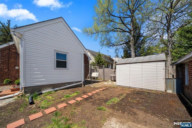 3 Wolcott Road, Dumont, NJ 07628