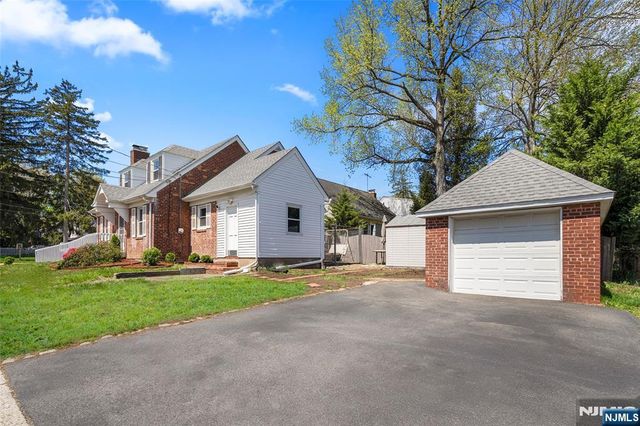 3 Wolcott Road, Dumont, NJ 07628