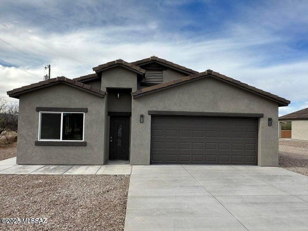 1840 Isabel Court, Rio Rico, AZ 85648