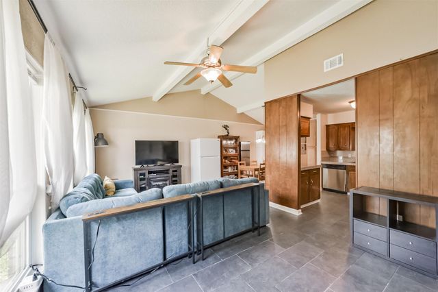 1749 Dolphin Drive, Seabrook, TX 77586