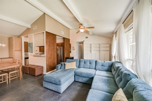 1749 Dolphin Drive, Seabrook, TX 77586