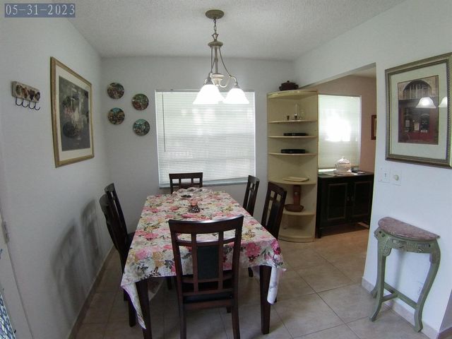 865 Flanders S, Delray Beach, FL 33484