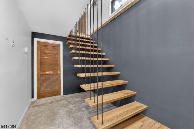 39 Skyline Dr, Morris Twp., NJ 07960