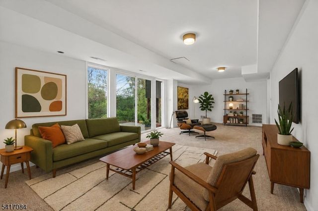 39 Skyline Dr, Morris Twp., NJ 07960