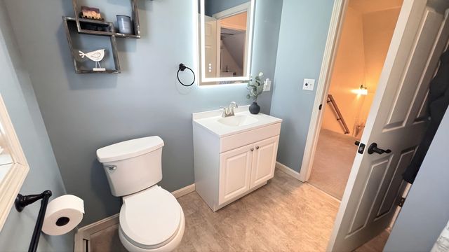 8 Cote Circle, Raymond, NH 03077