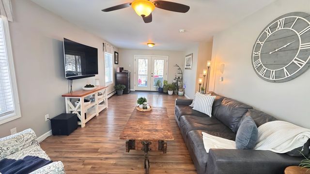 8 Cote Circle, Raymond, NH 03077