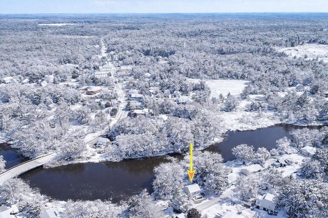 8 Cote Circle, Raymond, NH 03077