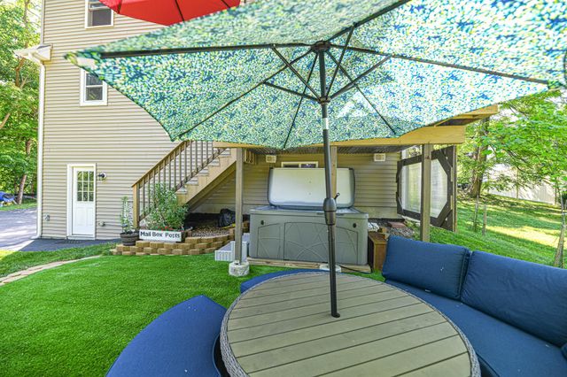 8 Cote Circle, Raymond, NH 03077