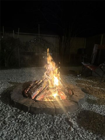 190 White Oak Circle, Point Blank, TX 77364