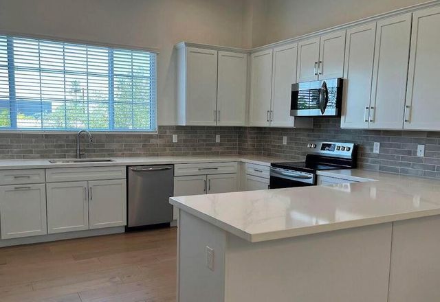 4438 N 27th Street Unit 13, Phoenix, AZ 85016