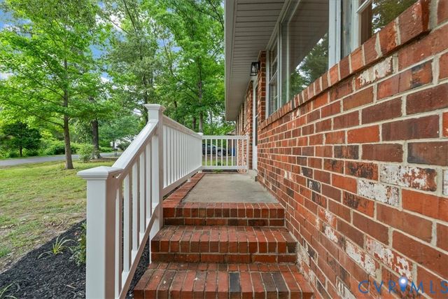 5309 Meadoway Rd, Chesterfield, VA 23234