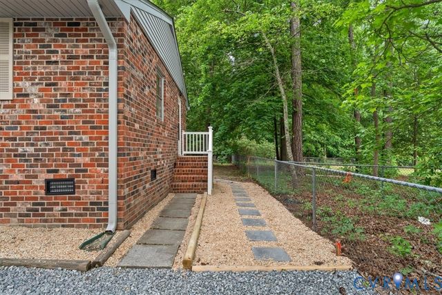 5309 Meadoway Rd, Chesterfield, VA 23234