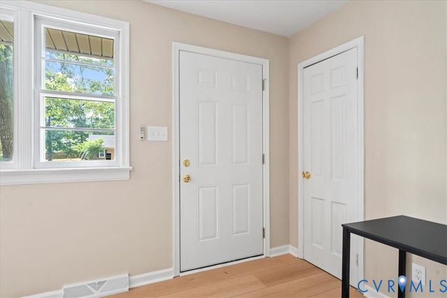 5309 Meadoway Rd, Chesterfield, VA 23234