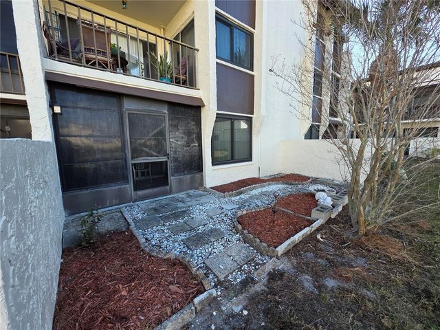 2207 BELLEAIR ROAD B6, Clearwater, FL 33764