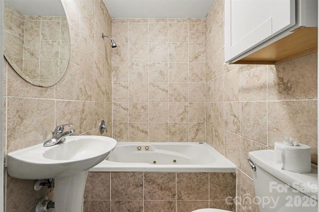 370 Summit Court SE, Concord, NC 28025