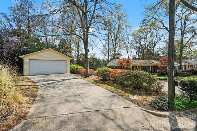 370 Summit Court SE, Concord, NC 28025