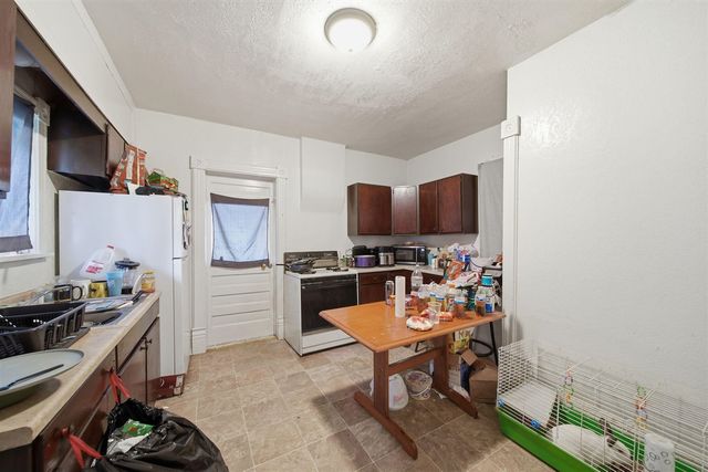 521 W Ganson Street, Jackson, MI 49201
