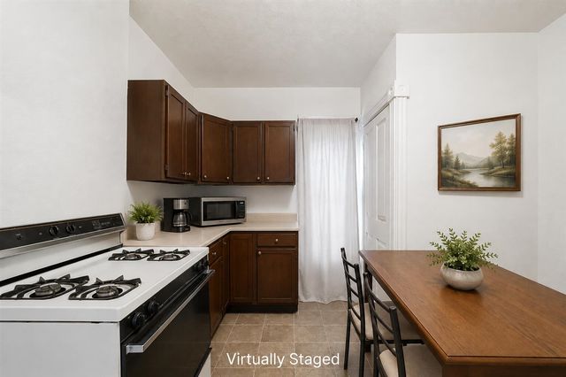 521 W Ganson Street, Jackson, MI 49201