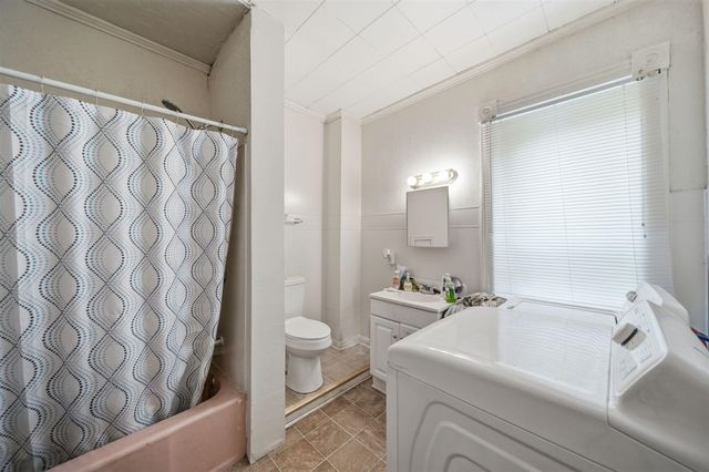 521 W Ganson Street, Jackson, MI 49201
