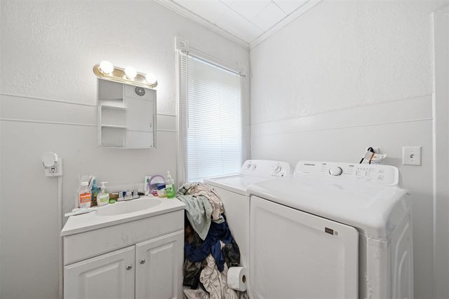 521 W Ganson Street, Jackson, MI 49201