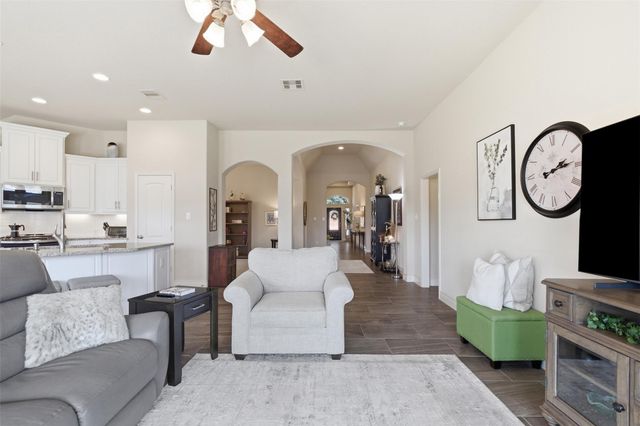 6025 Lake Teravista WAY, Georgetown, TX 78626