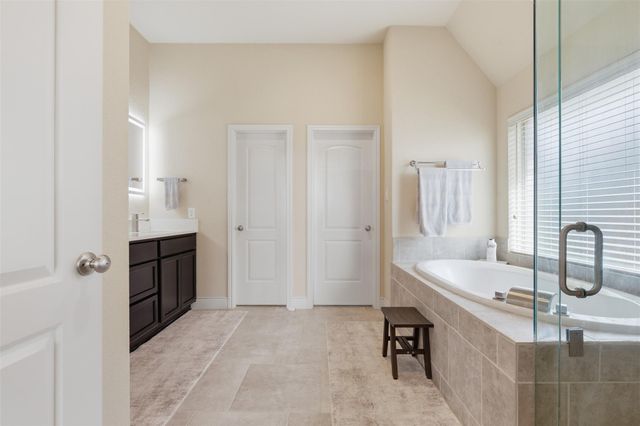 6025 Lake Teravista WAY, Georgetown, TX 78626