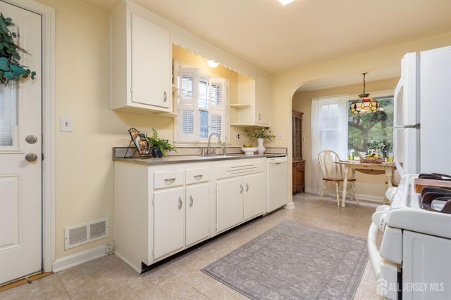 346 Walnut Street, Dunellen, NJ 08812