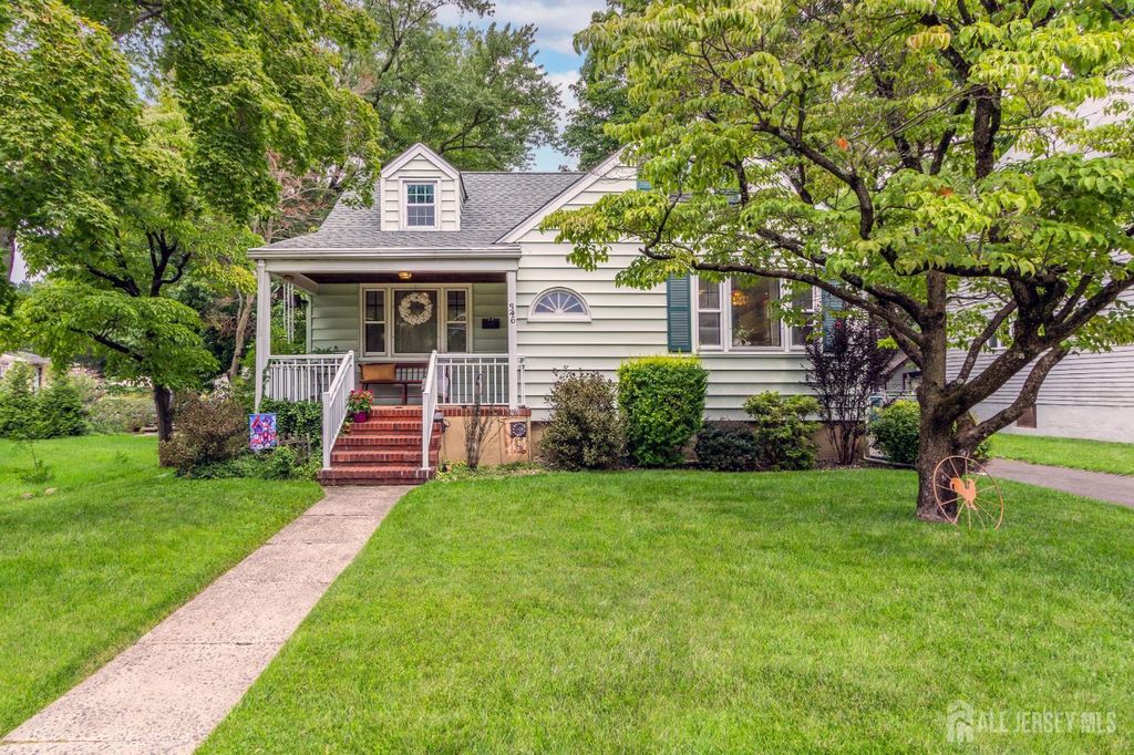 346 Walnut Street, Dunellen, NJ 08812