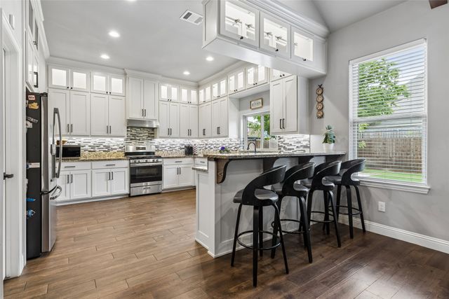101 Sycamore Lane, Roanoke, TX 76262