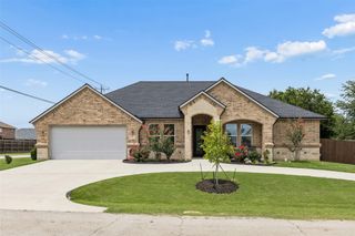 101 Sycamore Lane, Roanoke, TX 76262