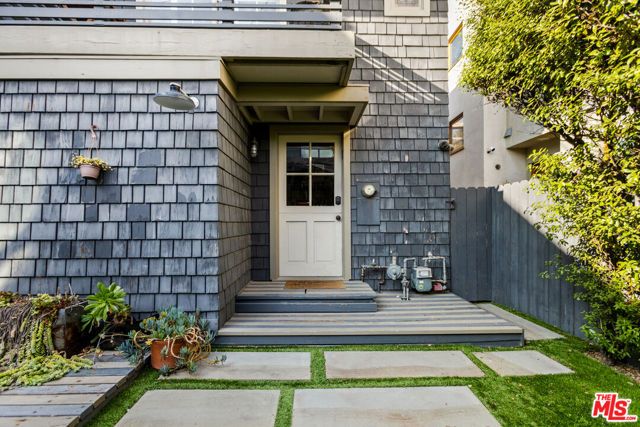 416 Sherman Canal, Venice (los Angeles), CA 90291