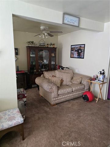 4017 Gelber Place, Los Angeles, CA 90008