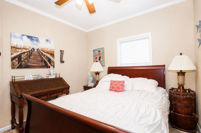 6119 N Ficus Lane, Atlantis, FL 33462