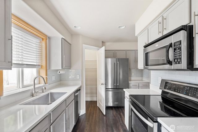 11607 9th Drive SE, Everett, WA 98208