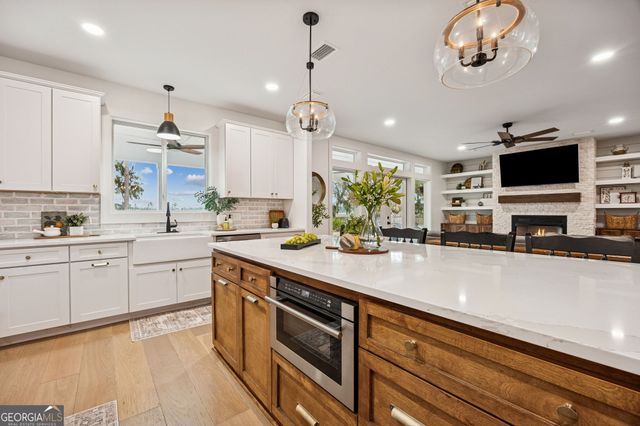 200 Carrington Court, Kingsland, GA 31548