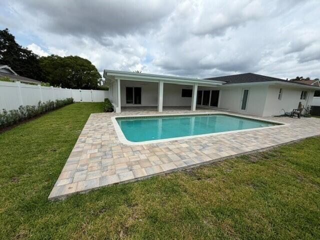 10736 Locust Street, Palm Beach Gardens, FL 33418