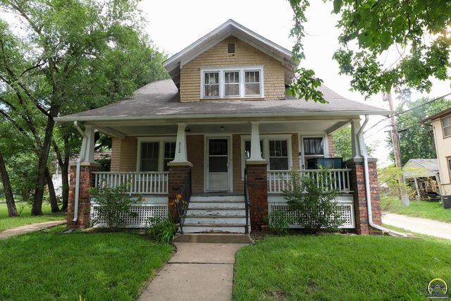 312 E 8th Ave, Emporia, KS 66801