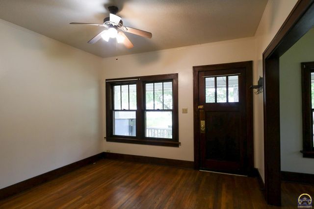 312 E 8th Ave, Emporia, KS 66801