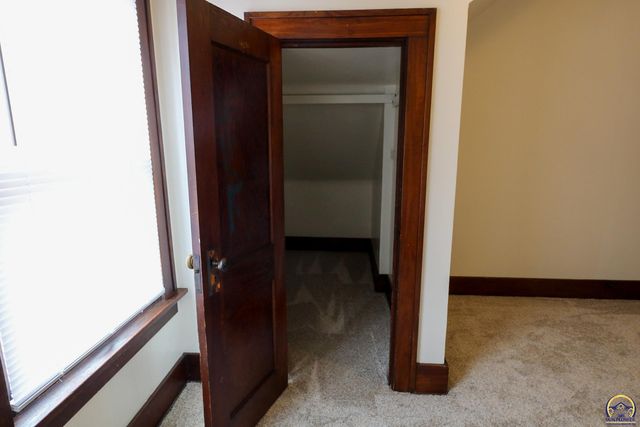 312 E 8th Ave, Emporia, KS 66801