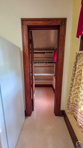 312 E 8th Ave, Emporia, KS 66801