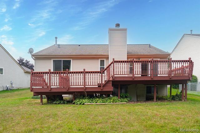 15177 Seeley Drive, Holly, MI 48442