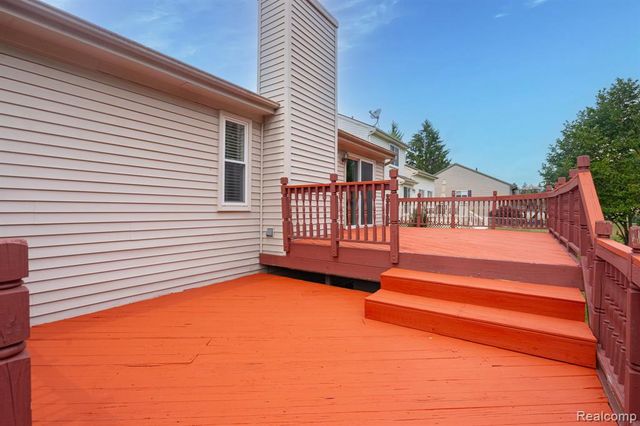 15177 Seeley Drive, Holly, MI 48442