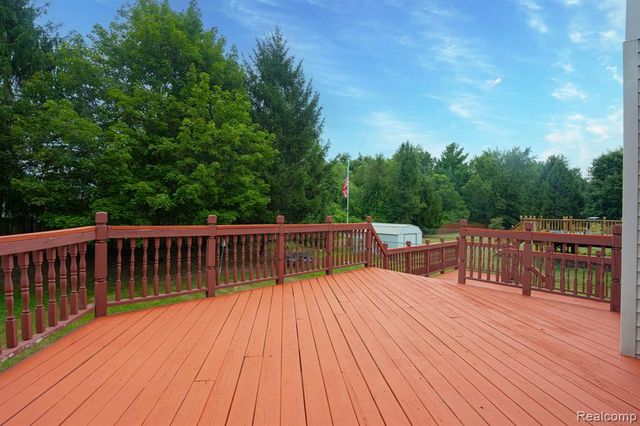 15177 Seeley Drive, Holly, MI 48442