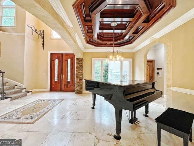 6709 Wooded Cove Court, Flowery Branch, GA 30542