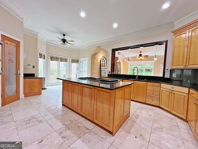 6709 Wooded Cove Court, Flowery Branch, GA 30542